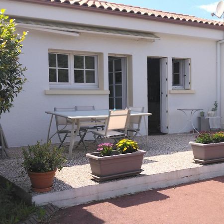 Familly Villa Avrillé Exterior photo